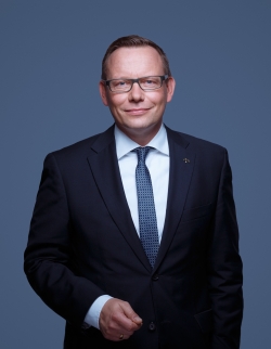 Thomas Hücker OVB Vorstandsmitglied